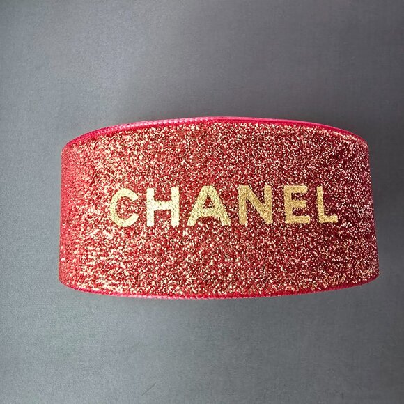Chanel Glitter Ribbon Collection in Gold, Red, Black and white - Picture 7 of 12